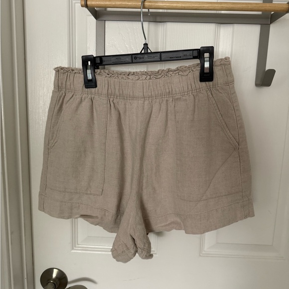 Women's Tan Shorts - Picture 1 of 2